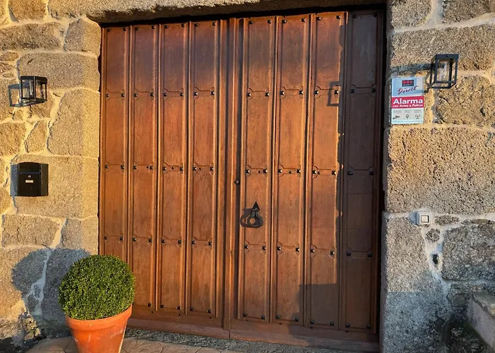 Cima De Vila Alojamento de Acomodação e Pequeno-almoço Taboada